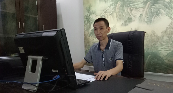 藍(lán)冠機(jī)電熱水工程專家團(tuán)隊(duì) 李工