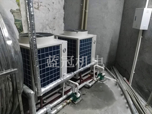 珠海駿鈺便捷酒店空氣能熱水工程側(cè)面圖